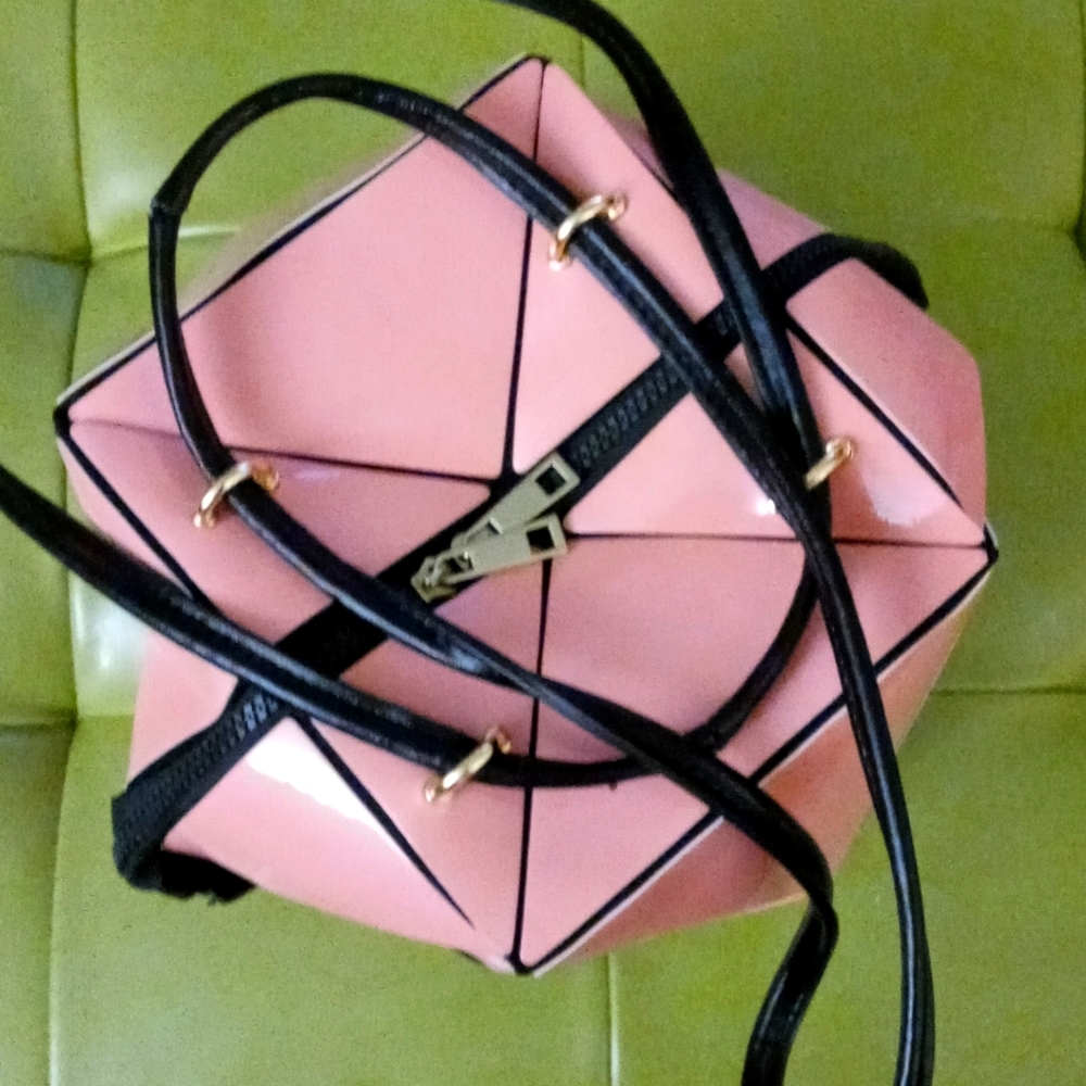 Geometric Cubic Purse